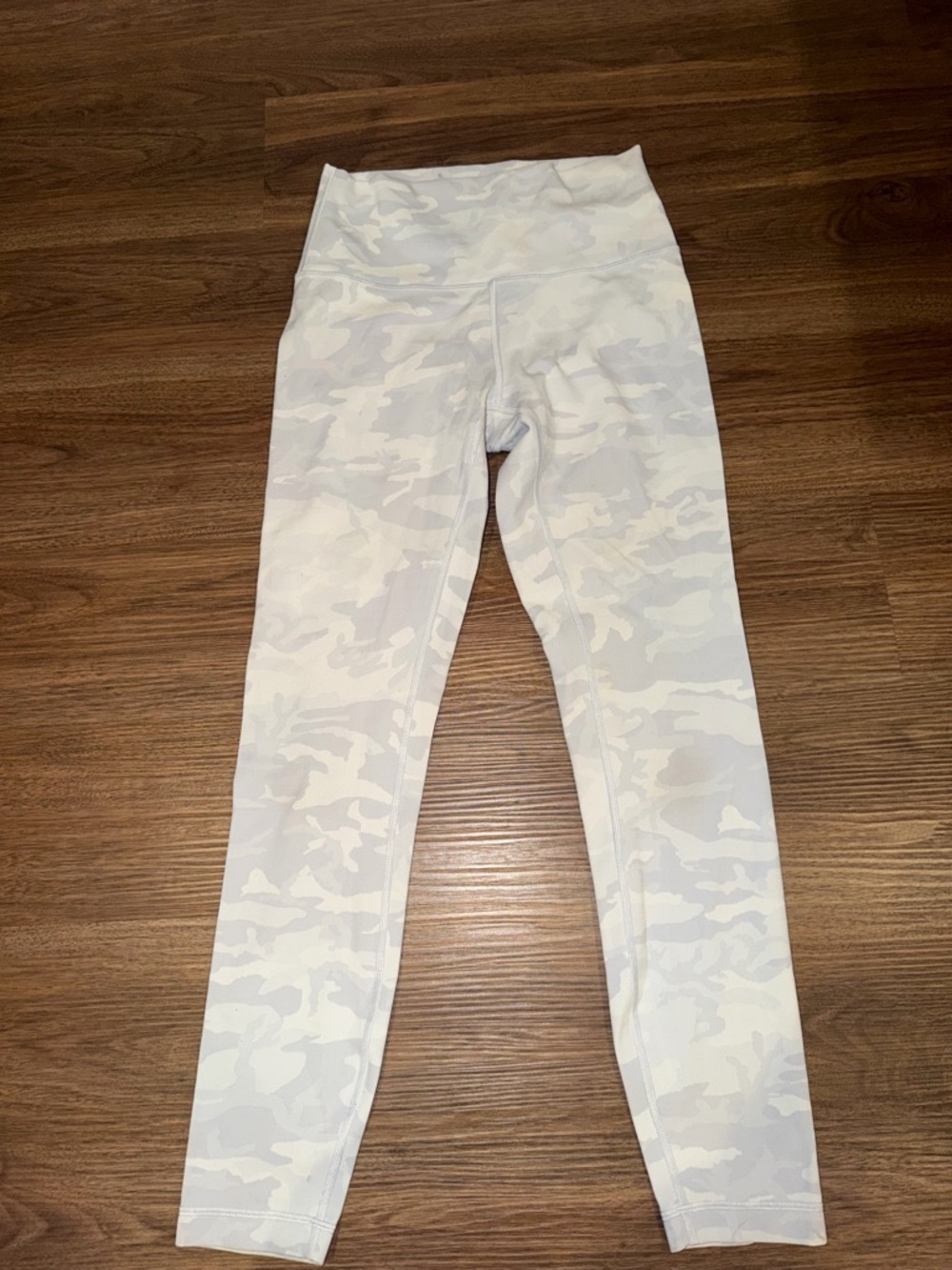 Lululemon Wunder Under High-Rise Tight 25” *Luxtreme Size- 6